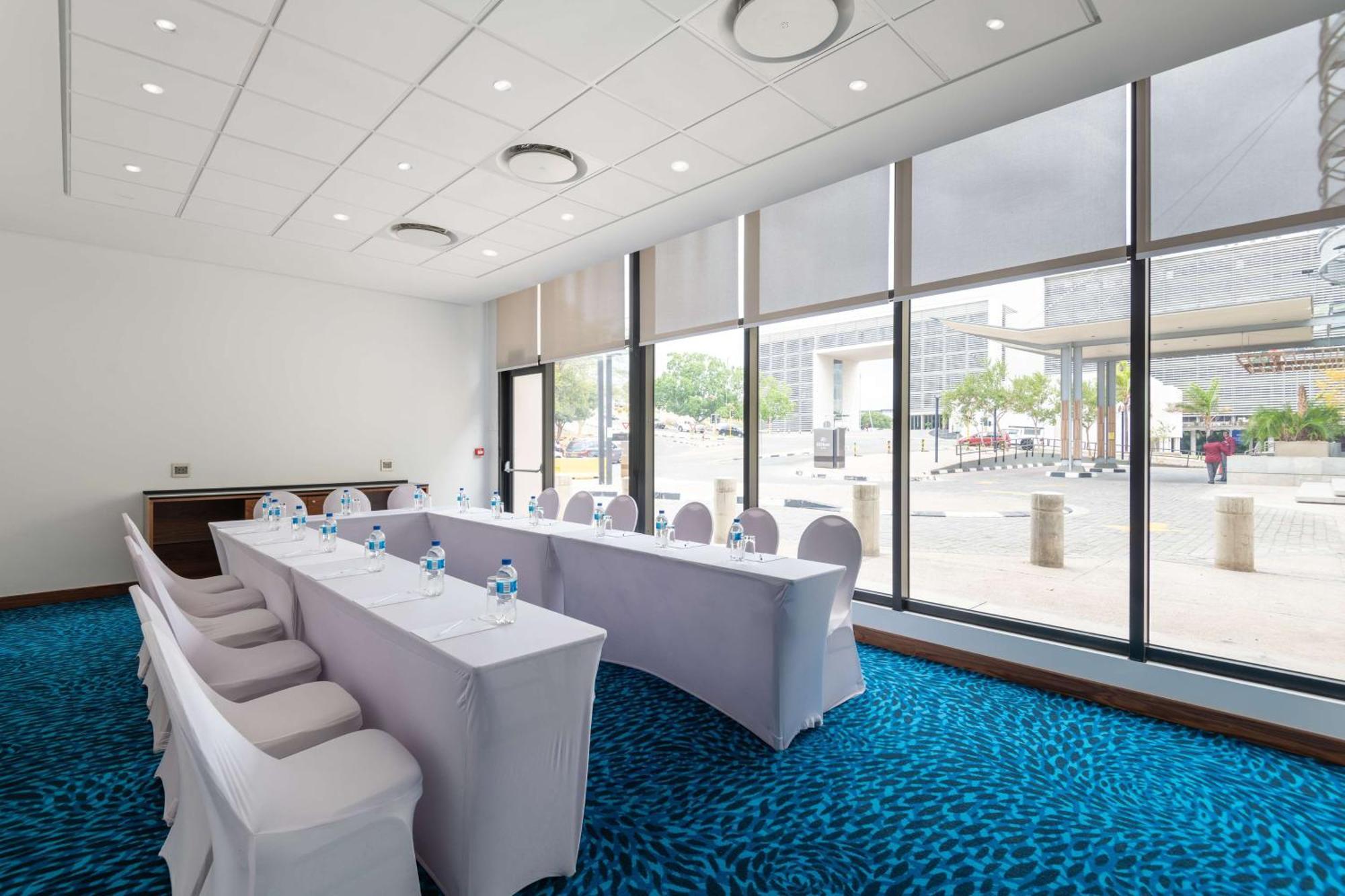 Hilton Garden Inn Βίντχουκ Εξωτερικό φωτογραφία